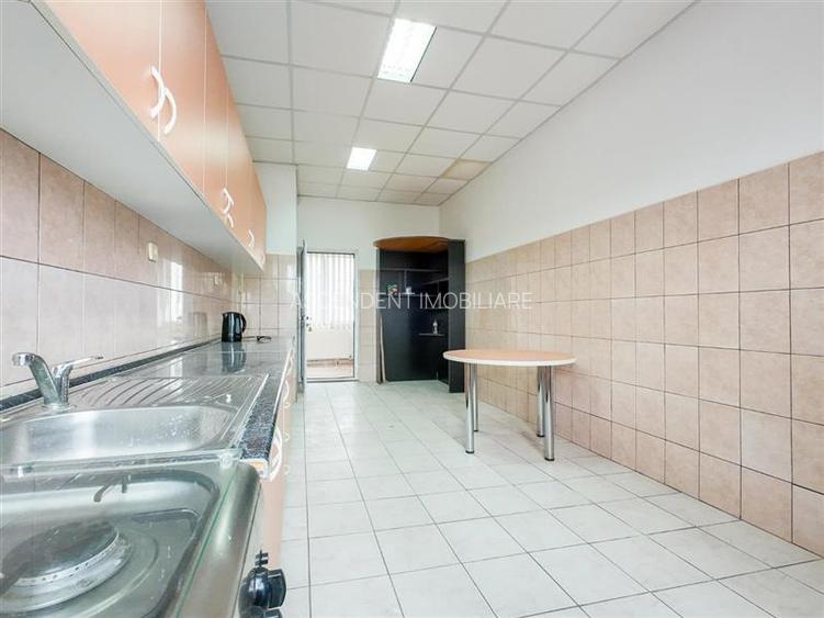 FILM! Spatiu comercial pe 150mp, compozitie adaptabila, Central, Covasna - 4