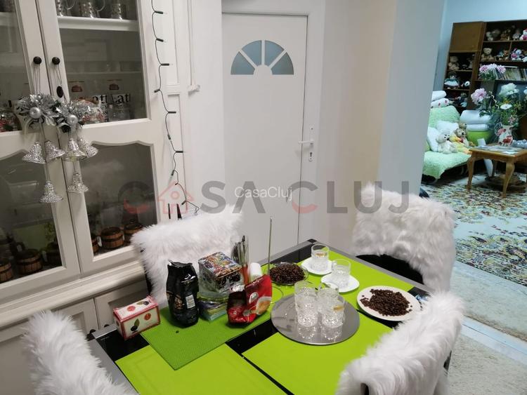 3 Camere curte si loc de parcare, langa Primarie - 5