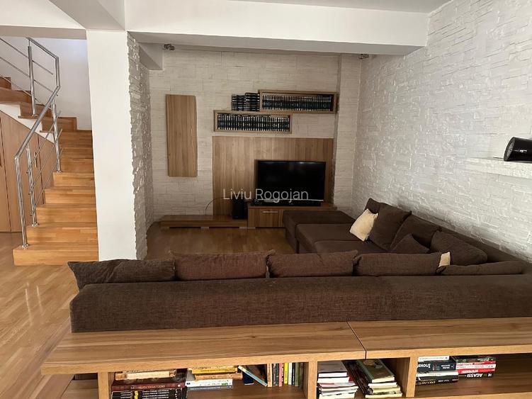 Casa si curte de vanzare  - 6