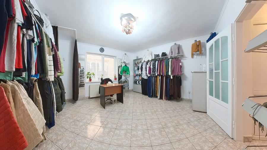 Casă spațioasă cu 6 camere si 2 garaje de 194 mp, în Tractorul, Brașov - 4