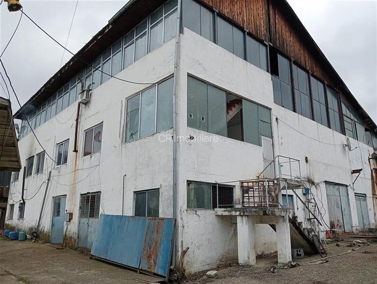 Spatii industriale pe teren de 11043 mp Daesti Valcea - 3