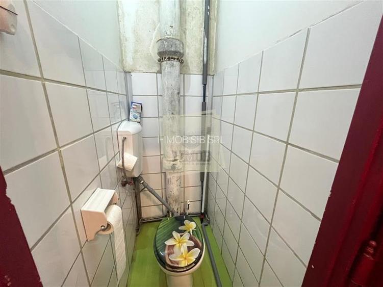 Apartament cu 4 camere 2 bai si balcon in zona Ultracentrala - 9