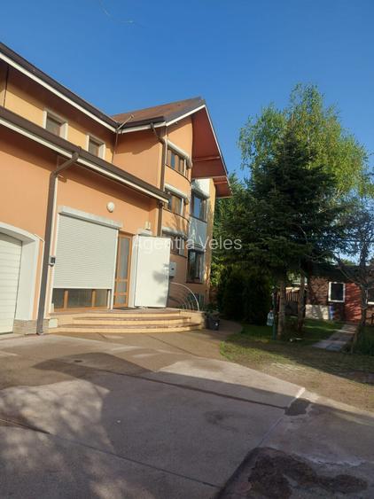 SNAGOV vila  spatioasa, curte amenajata, garaj, panouri fotovoltaice - 16