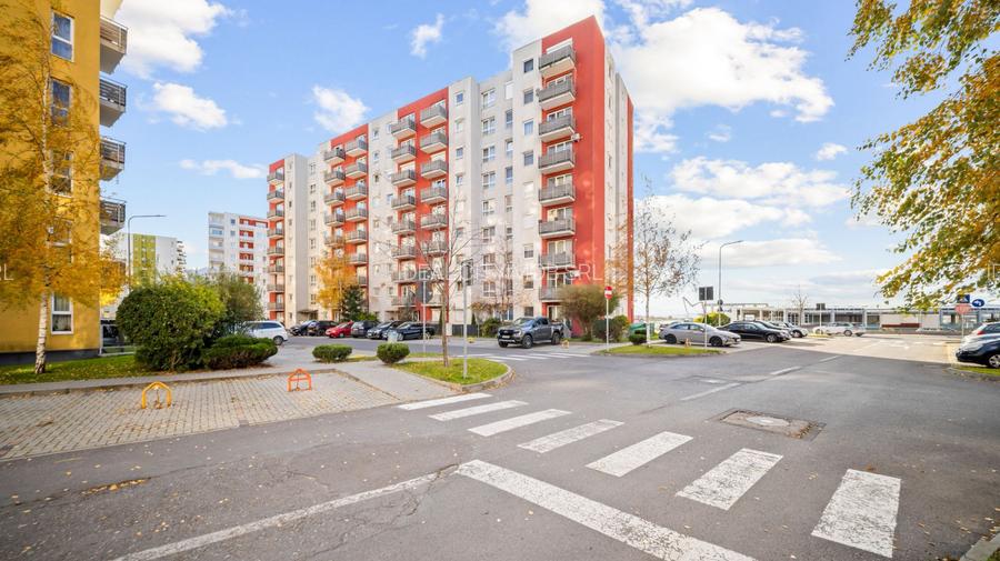 Inchiriere apartament 3 camere LUX 2 băi Etaj 1  Avantgarden 3 - 18