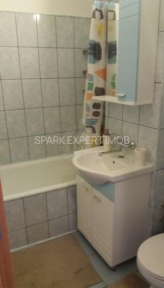 2 CAMERE // 9 MAI // ZONA LINISTITA - 10