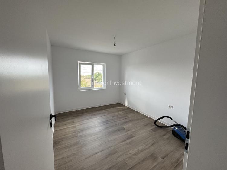 1\2 Duplex Utvin P+E,4Camere,2 Bai,Toate Utilitatile - 7