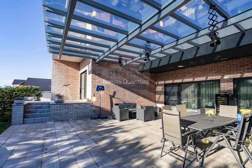 Casă / Vilă cu 5 camere de vânzare în zona Dealuri Oradea - 30