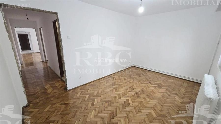 Apartament 3 camere in Manastur zona Piata Flora - 4