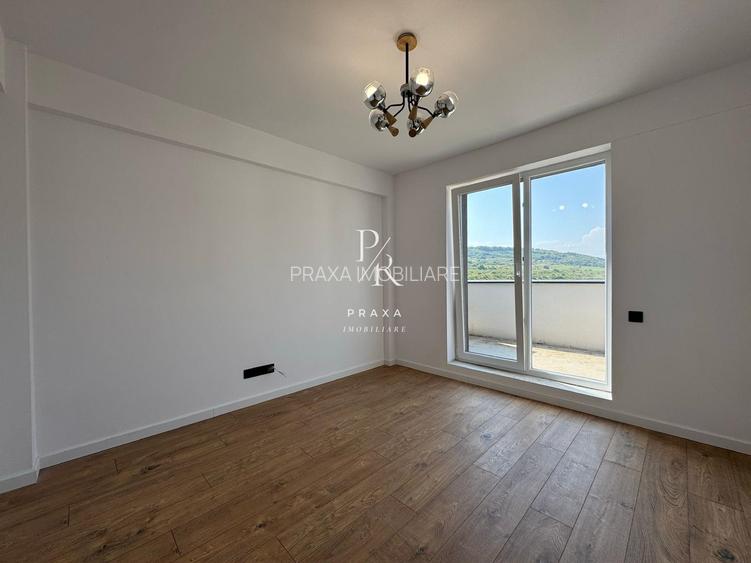 Ap 2 camere decomandate, finisat, 52 mp, 34 mp terasa, garaj, zona Terra! - 2
