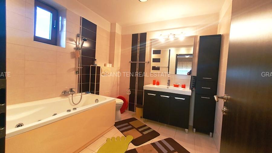 Vanzare vila 7 camere P+1+M,900 mp teren,Dobroesti complex rezidential - 14