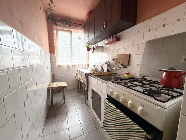 Apartament 2 camere, ideal pentru investitie - Complexul Studentesc  - 3