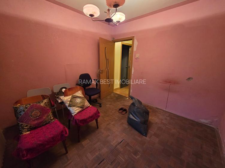 1 Decembrie 1918, 10 minute metrou, Auchan, chiar pe Onisifor Ghibu - 12