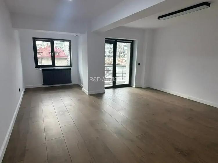 Inchiriere Birouri | Cladire Recent Renovata | 500 m Metrou 1 mai - 8