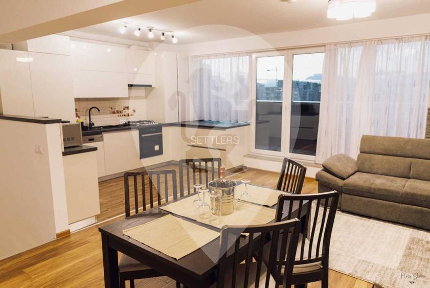 Apartament  3 camere Penthouse Tractorul / Maurer Coresi  - 4