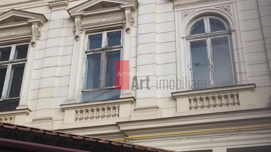 Cladire Universitate KM 0 - 2