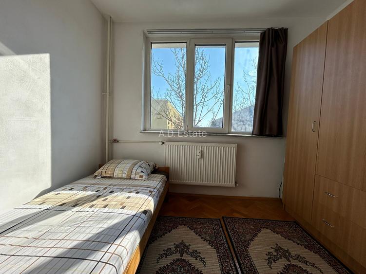 1 Decembrie 1918 3 Camere  Etaj 2 62 Mp 7 Min Metrou Bloc 1975 Reabilitat - 8