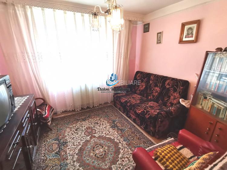 Apartament 4 camere semidecomandat, etaj 3, Maratei 2 - 5