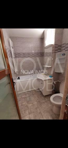Apartament 2 camere, decomandat, Strada Siretului - 10