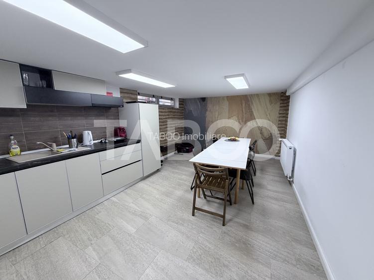 Cladire de birouri cu spatiu comercial la parter si 6 locuri parcare - 11