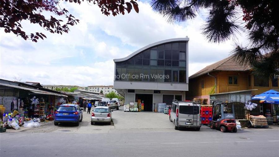 DE INCHIRIAT- SPATIU COMERCIAL 140 MP - 12