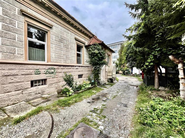 Apartament Decomandat Central cu 3 Camere potrivit unei S.C. - 15