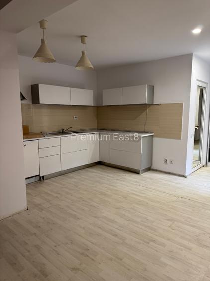 Vilă S+P+E+M cu 10 camere pentru birouri/clinica/gradinita/cresa - 17