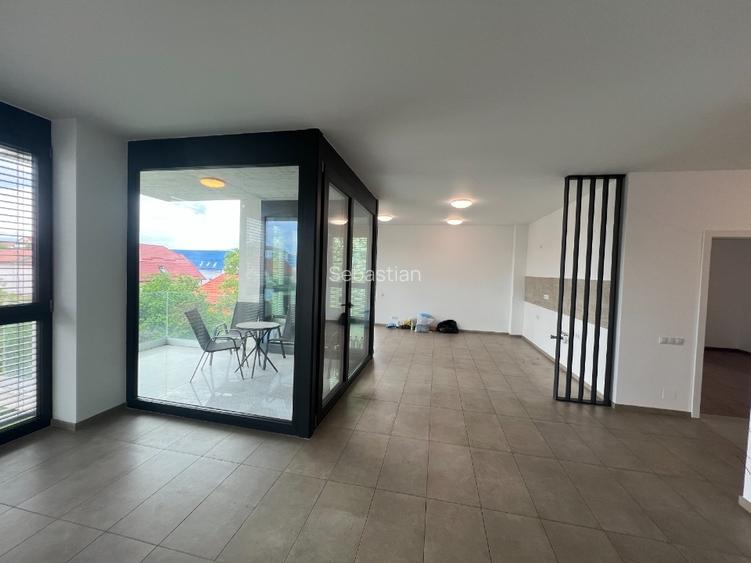    Apartament/birou de 3 camere  - 2