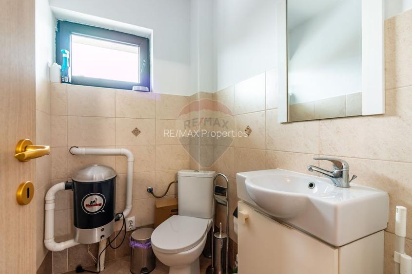 Casă / Vilă de vanzare in Otopeni, ansamblu rezidential, langa centru - 9