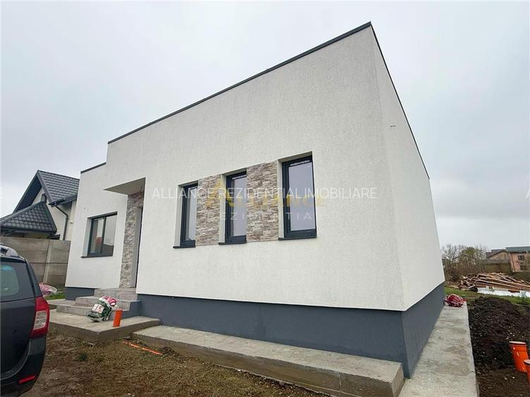 Casa moderna / 4 Camere / 2 Bai / Teren 353 mp - 2