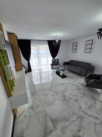 Apartament cu 3 camere decomandate - 14