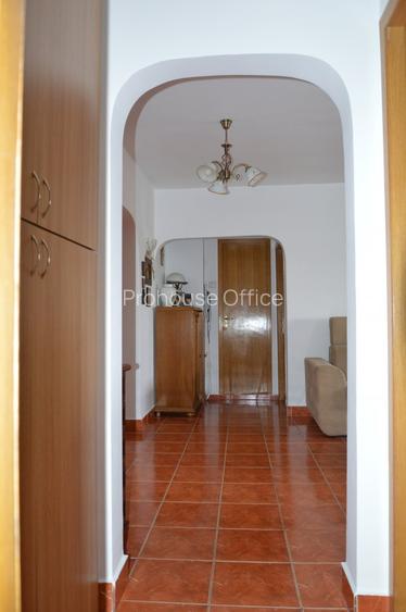 INCHIRIERE   4 camere Padesu - 3