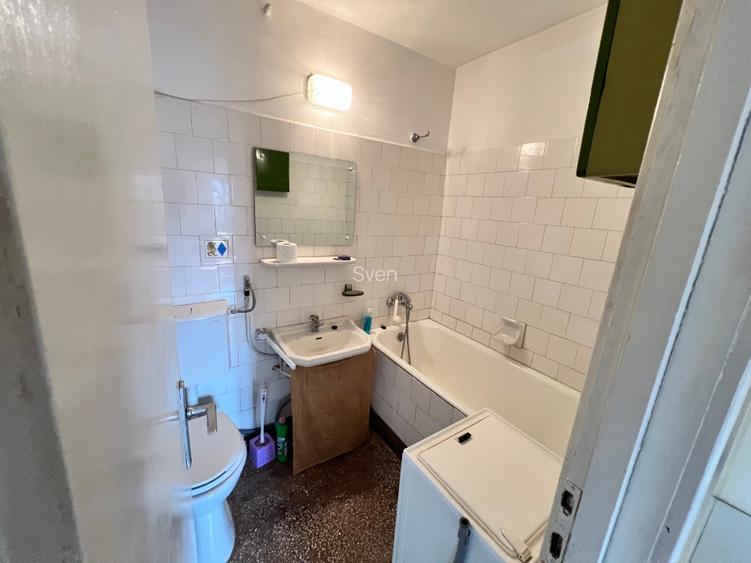 Punctele cardinale /Medicină 1 cameră  - 3