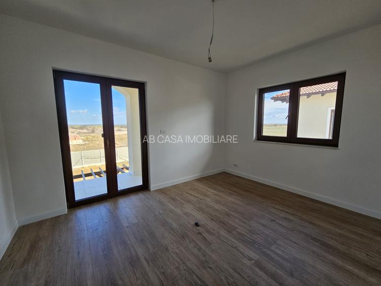 Case individuale noi, P+E, în Moșnița Nouă, locații excelente, comision 0% - 11