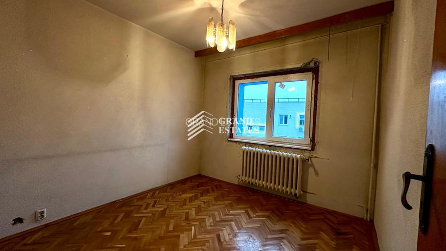 Apartament cu 4 camere | 89,2 mp | 2 bai | 2 Balcoane | Dunavat 14 | De Renovat - 2