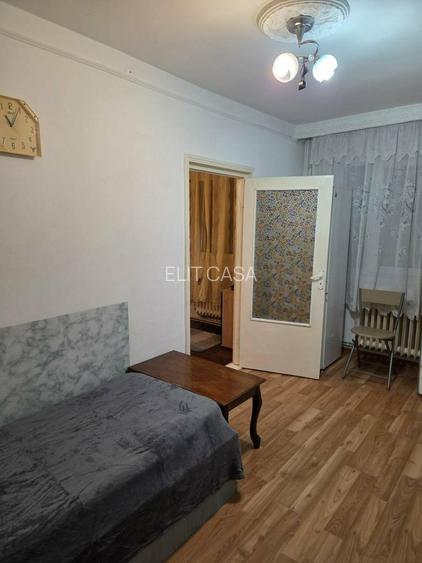 Apartament 2 camere, etajul 3/4, zona Tatarasi - 4