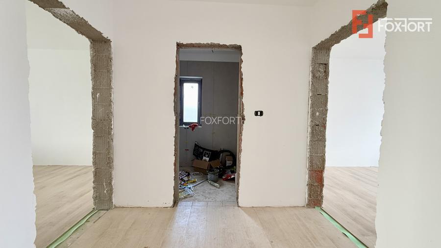 Duplex de vanzare, 3 camere cu toate utilitatile - Bucovat - 10