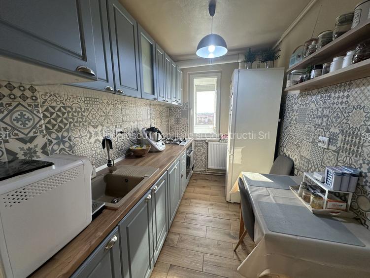 Apartment 3 camere mobilat - 12