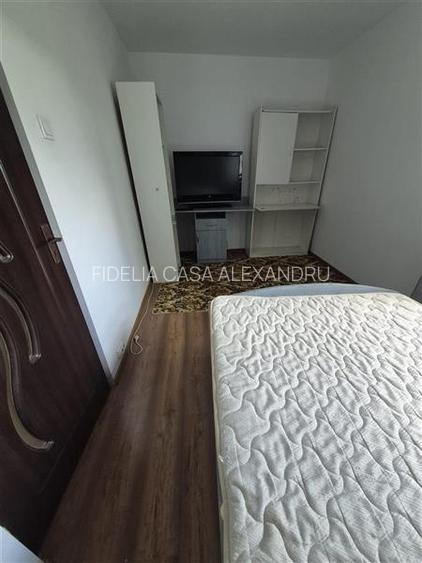 apartament cu 2 camere de vanzare - 2