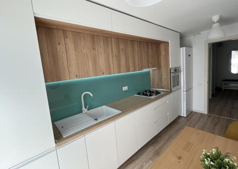 Apartament 2 camere Lux+Loc de parcare in Complexul Hercesa Vivenda