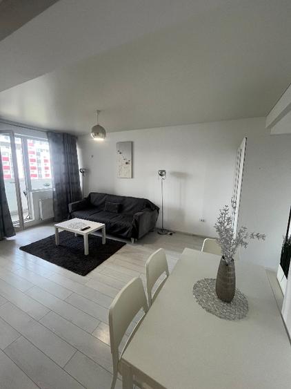 Propietar inchirez apartament 2 camere Militari Residence