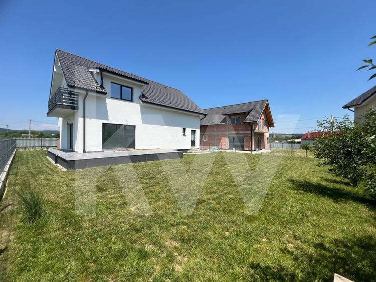 Casa de Vanzare in Cristian, Sibiu - 4 Camere, 2 Terase, Teren 486 - 26