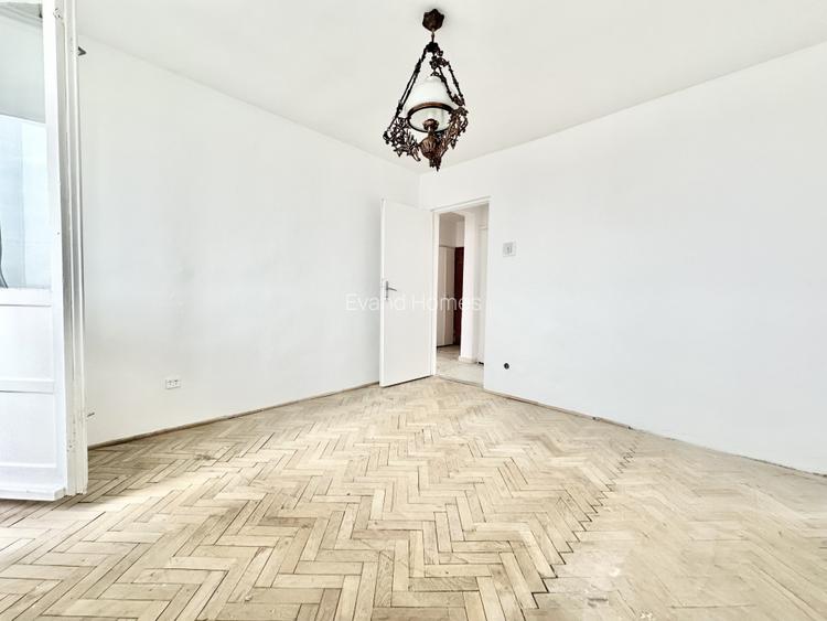 Apartament cu 2 camere decomandat - 45 mp - zona Dambovita - 2