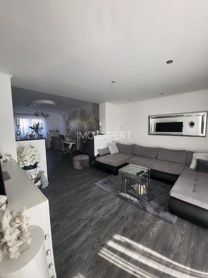 CASA DE VANZARE IN SEBES, IN VALEA FRUMOASEI - 2