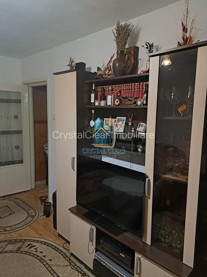 Apartament 3 camere - cartierul Dâmbu Pietros - 4