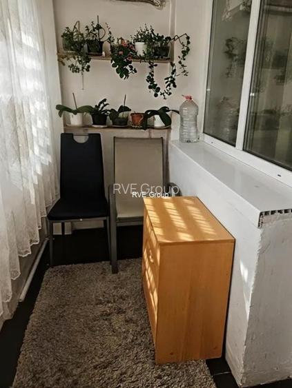 Ap 2 cam. (bloc reabilitat) Titan - 14 min. mers pe jos metrou Titan - 8