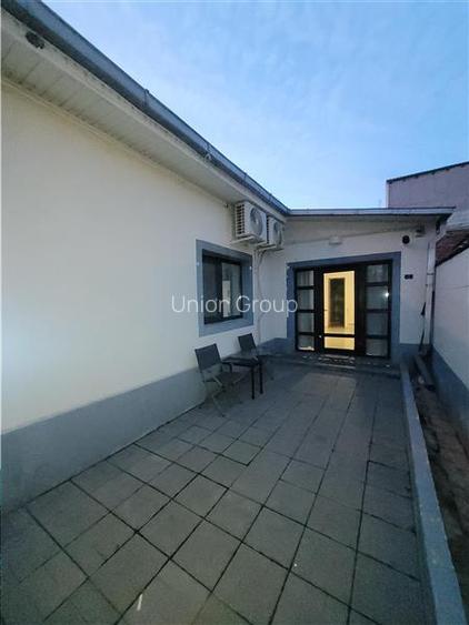 Casa Renovata si Mobilata Complet - Pozitionare Excelenta - Aproape de Delfinari - 10