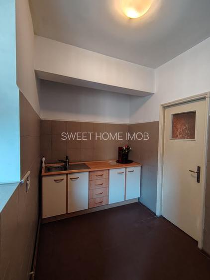 Piata Romana, Magheru 4 camere - 12