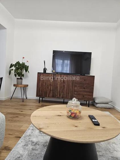 Apartament 2 camere, aer conditionat, strada Parang - 4