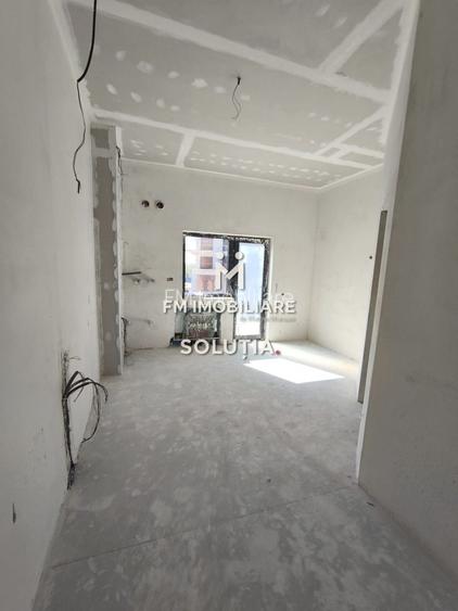 Apartament 3 camere, bloc nou- Unirii - 4