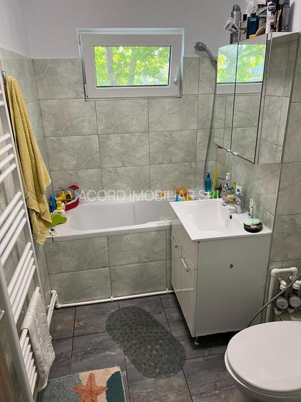 Apartament 3 camere decomandat- zona Tomis 3 - 8